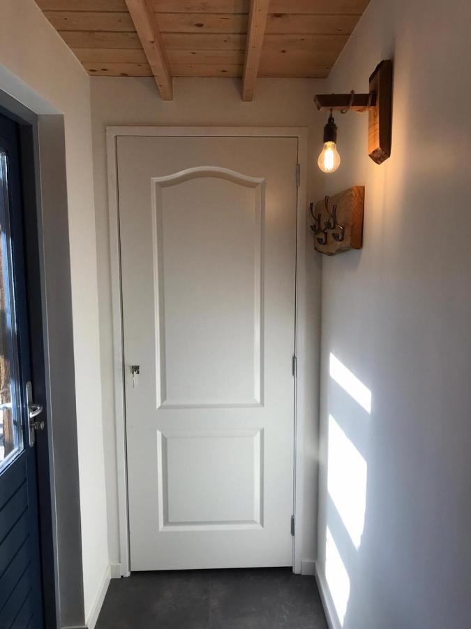 Heerlijk Huisje Vlakbij De Duinen Van Oostvoorne Bagian luar foto